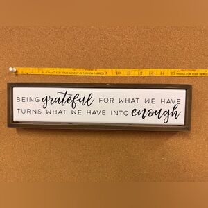 Wood Decor - “grateful” saying
